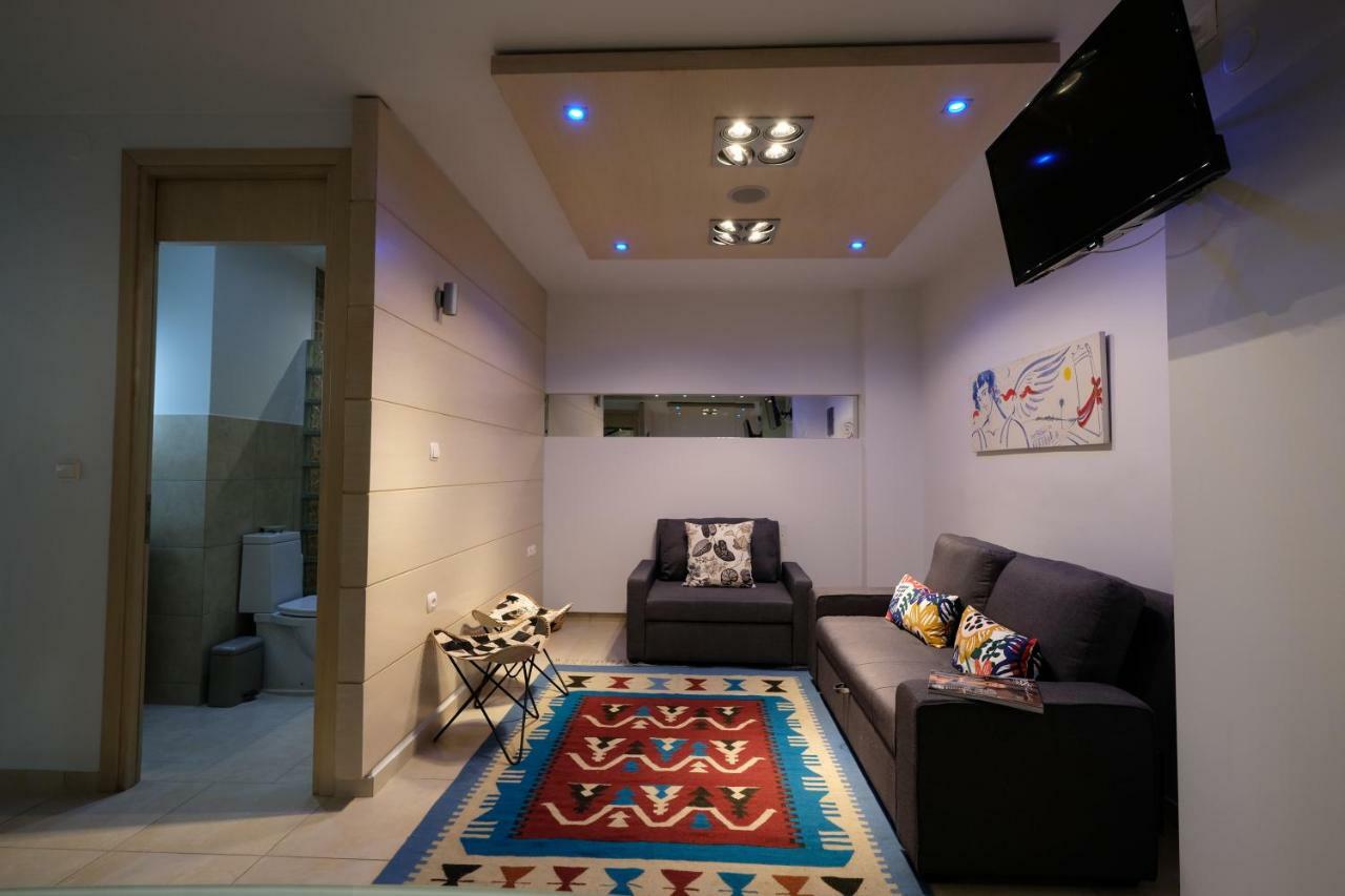 Luxury Cozy Large Apartment In The City Center Thessaloniki Exterior photo