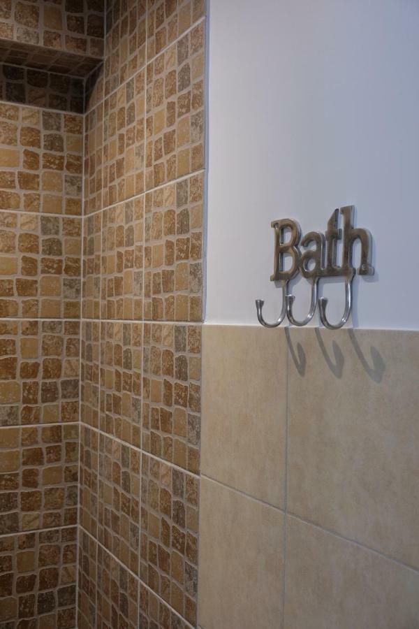 Luxury Cozy Large Apartment In The City Center Thessaloniki Exterior photo